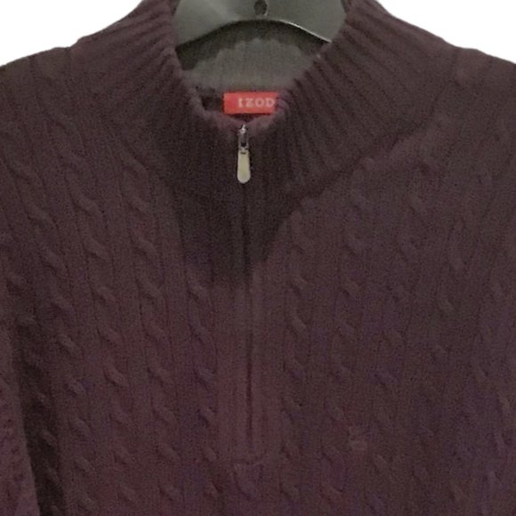 Izod Men's Sweater - Picture 3 of 5
